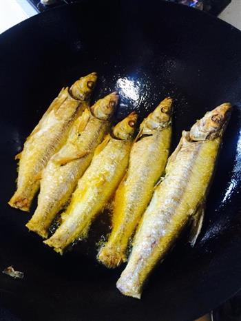 糖醋辣酱糖醋酥鱼怎么做，糖醋辣酱糖醋酥鱼怎么做好吃，糖醋辣酱糖醋酥鱼做法