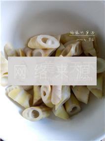 鲜嫩清香春笋汤怎么做，鲜嫩清香春笋汤怎么做好吃，鲜嫩清香春笋汤做法