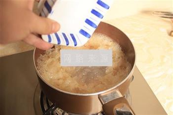 雪蛤雪燕百合润肺汤怎么做，雪蛤雪燕百合润肺汤怎么做好吃，雪蛤雪燕百合润肺汤做法
