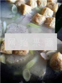鲜嫩清香春笋汤怎么做，鲜嫩清香春笋汤怎么做好吃，鲜嫩清香春笋汤做法