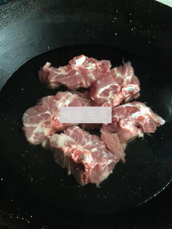 土茯苓祛湿汤怎么做，土茯苓祛湿汤怎么做好吃，土茯苓祛湿汤做法