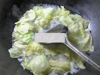 圆白菜玉米面疙瘩怎么做，圆白菜玉米面疙瘩怎么做好吃，圆白菜玉米面疙瘩做法