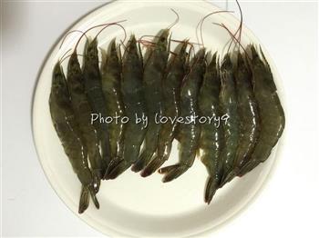 葱蒜蛋卷炸虾怎么做，葱蒜蛋卷炸虾怎么做好吃，葱蒜蛋卷炸虾做法
