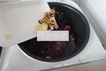 美容养颜甜汤怎么做，美容养颜甜汤怎么做好吃，美容养颜甜汤做法