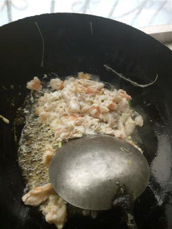 海鲜炒粉怎么做，海鲜炒粉怎么做好吃，海鲜炒粉做法