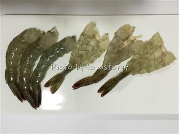 葱蒜蛋卷炸虾怎么做，葱蒜蛋卷炸虾怎么做好吃，葱蒜蛋卷炸虾做法