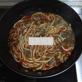 金针菇肥牛汤怎么做，金针菇肥牛汤怎么做好吃，金针菇肥牛汤做法