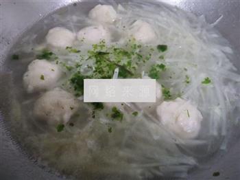 墨鱼丸萝卜丝汤怎么做，墨鱼丸萝卜丝汤怎么做好吃，墨鱼丸萝卜丝汤做法