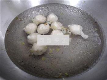 墨鱼丸萝卜丝汤怎么做，墨鱼丸萝卜丝汤怎么做好吃，墨鱼丸萝卜丝汤做法