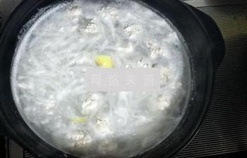 氽白萝卜丝丸子汤怎么做，氽白萝卜丝丸子汤怎么做好吃，氽白萝卜丝丸子汤做法