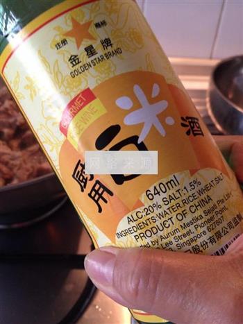 花生海带排骨汤怎么做，花生海带排骨汤怎么做好吃，花生海带排骨汤做法
