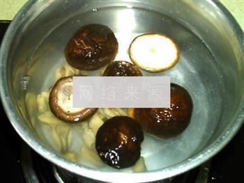 香菇木耳淡菜汤怎么做，香菇木耳淡菜汤怎么做好吃，香菇木耳淡菜汤做法