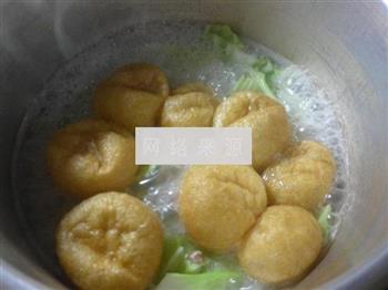油面筋白菜龙骨汤怎么做，油面筋白菜龙骨汤怎么做好吃，油面筋白菜龙骨汤做法