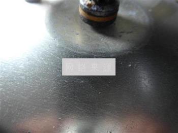 油面筋白菜龙骨汤怎么做，油面筋白菜龙骨汤怎么做好吃，油面筋白菜龙骨汤做法