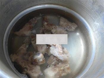 油面筋白菜龙骨汤怎么做，油面筋白菜龙骨汤怎么做好吃，油面筋白菜龙骨汤做法