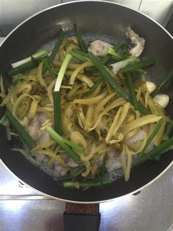 酸菜豆腐鱼怎么做，酸菜豆腐鱼怎么做好吃，酸菜豆腐鱼做法