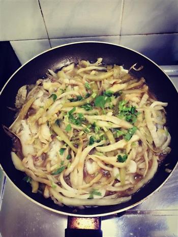 酸菜豆腐鱼怎么做，酸菜豆腐鱼怎么做好吃，酸菜豆腐鱼做法