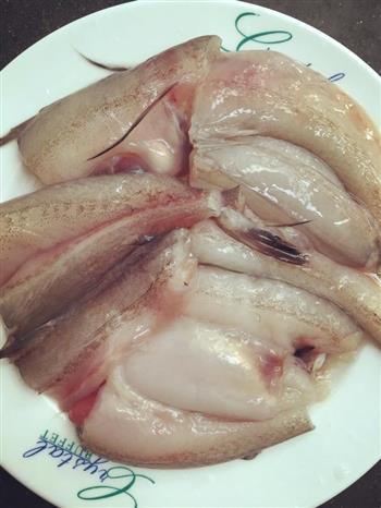 酸菜豆腐鱼怎么做，酸菜豆腐鱼怎么做好吃，酸菜豆腐鱼做法