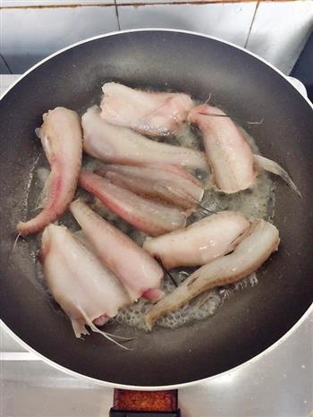 酸菜豆腐鱼怎么做，酸菜豆腐鱼怎么做好吃，酸菜豆腐鱼做法