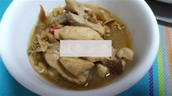 臻蘑炖鸡汤怎么做，臻蘑炖鸡汤怎么做好吃，臻蘑炖鸡汤做法