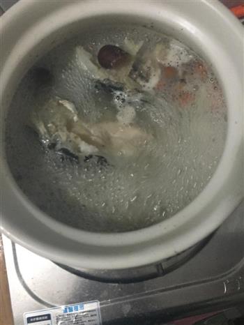 大头鱼煲汤怎么做，大头鱼煲汤怎么做好吃，大头鱼煲汤做法
