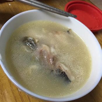 大头鱼煲汤怎么做，大头鱼煲汤怎么做好吃，大头鱼煲汤做法
