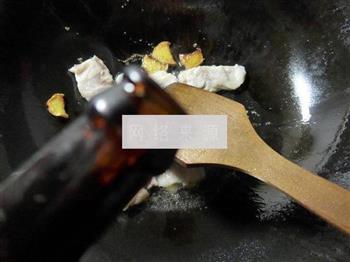 鱼骨豆腐汤怎么做，鱼骨豆腐汤怎么做好吃，鱼骨豆腐汤做法