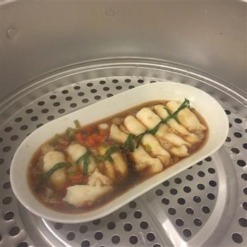 自创菜-清蒸龙利鱼卷怎么做，自创菜-清蒸龙利鱼卷怎么做好吃，自创菜-清蒸龙利鱼卷做法