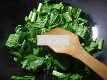 咖喱天菜芯煮年糕怎么做，咖喱天菜芯煮年糕怎么做好吃，咖喱天菜芯煮年糕做法