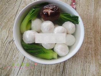 清汤鱼丸怎么做，清汤鱼丸怎么做好吃，清汤鱼丸做法