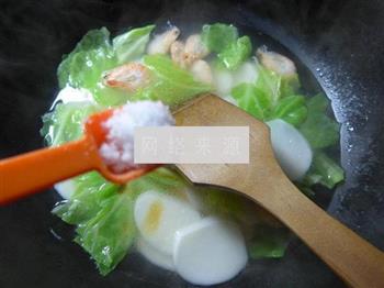 江白虾圆白菜年糕汤怎么做，江白虾圆白菜年糕汤怎么做好吃，江白虾圆白菜年糕汤做法