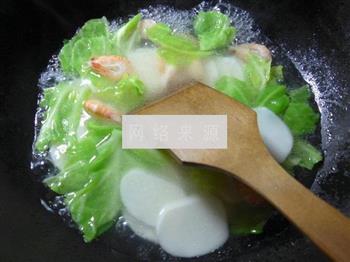 江白虾圆白菜年糕汤怎么做，江白虾圆白菜年糕汤怎么做好吃，江白虾圆白菜年糕汤做法