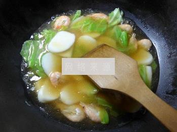 江白虾圆白菜年糕汤怎么做，江白虾圆白菜年糕汤怎么做好吃，江白虾圆白菜年糕汤做法