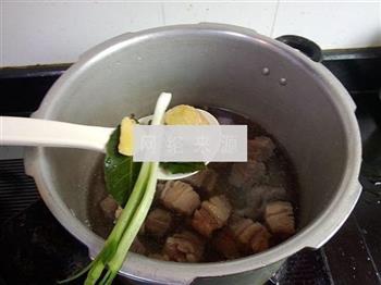 杂蔬小牛腩浓汤怎么做，杂蔬小牛腩浓汤怎么做好吃，杂蔬小牛腩浓汤做法