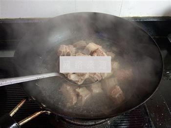 杂蔬小牛腩浓汤怎么做，杂蔬小牛腩浓汤怎么做好吃，杂蔬小牛腩浓汤做法