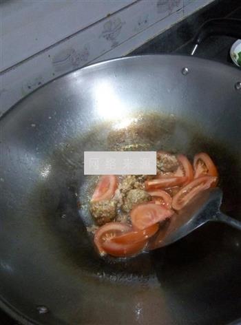 番茄平菇肉丸汤怎么做，番茄平菇肉丸汤怎么做好吃，番茄平菇肉丸汤做法