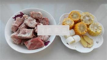 清炖玉米排骨汤怎么做，清炖玉米排骨汤怎么做好吃，清炖玉米排骨汤做法