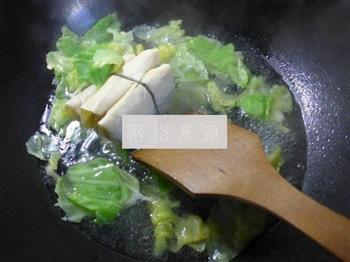 圆白菜面结年糕汤怎么做，圆白菜面结年糕汤怎么做好吃，圆白菜面结年糕汤做法