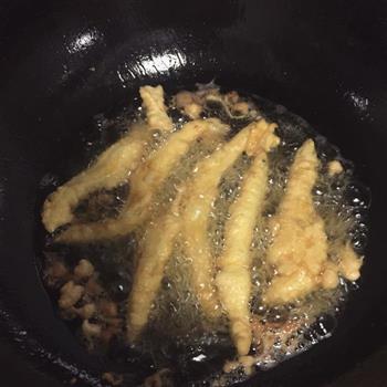 干炸小银鱼怎么做，干炸小银鱼怎么做好吃，干炸小银鱼做法