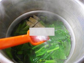 油菜蕻面结龙骨汤怎么做，油菜蕻面结龙骨汤怎么做好吃，油菜蕻面结龙骨汤做法