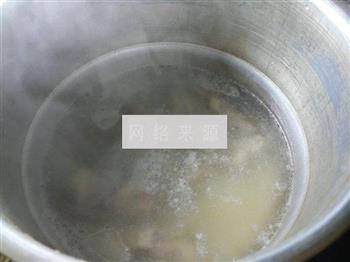 油菜蕻面结龙骨汤怎么做，油菜蕻面结龙骨汤怎么做好吃，油菜蕻面结龙骨汤做法