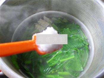 油菜蕻面结龙骨汤怎么做，油菜蕻面结龙骨汤怎么做好吃，油菜蕻面结龙骨汤做法