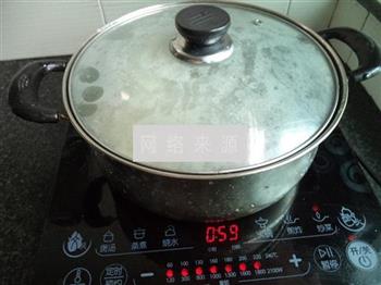 蛋卷小肠汤怎么做，蛋卷小肠汤怎么做好吃，蛋卷小肠汤做法