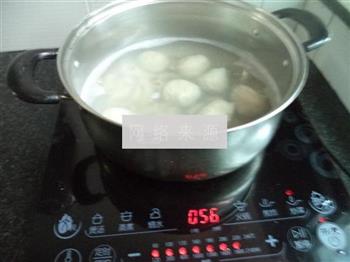 紫菜丸子肠衣汤怎么做，紫菜丸子肠衣汤怎么做好吃，紫菜丸子肠衣汤做法