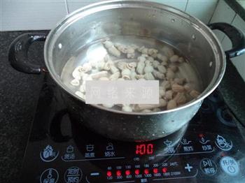 香菇小肠煲汤怎么做，香菇小肠煲汤怎么做好吃，香菇小肠煲汤做法