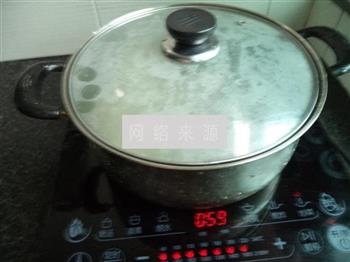 香菇小肠煲汤怎么做，香菇小肠煲汤怎么做好吃，香菇小肠煲汤做法