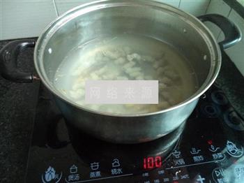 香菇小肠煲汤怎么做，香菇小肠煲汤怎么做好吃，香菇小肠煲汤做法