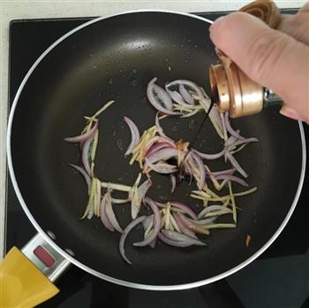 香蒸罗非鱼怎么做，香蒸罗非鱼怎么做好吃，香蒸罗非鱼做法