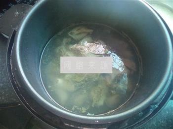 小肠木耳汤怎么做，小肠木耳汤怎么做好吃，小肠木耳汤做法