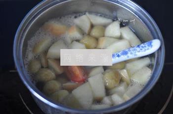 薯圆水果甜汤怎么做，薯圆水果甜汤怎么做好吃，薯圆水果甜汤做法